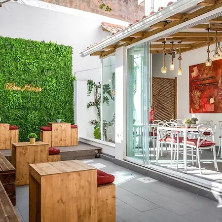 فندق مبيت وإفطار Wine House - & 4*