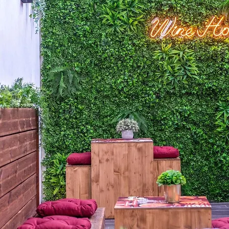 Wine House - & فندق مبيت وإفطار 4*