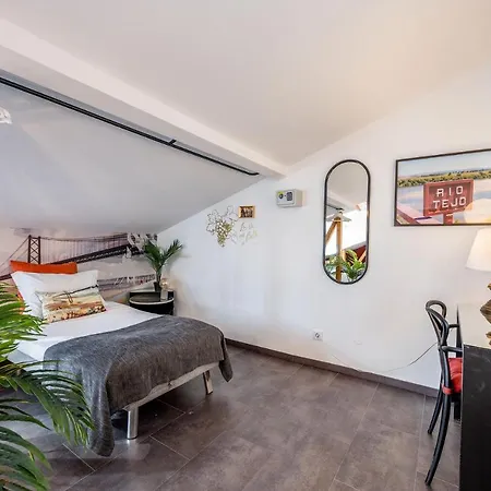 Wine House - & Lisboa