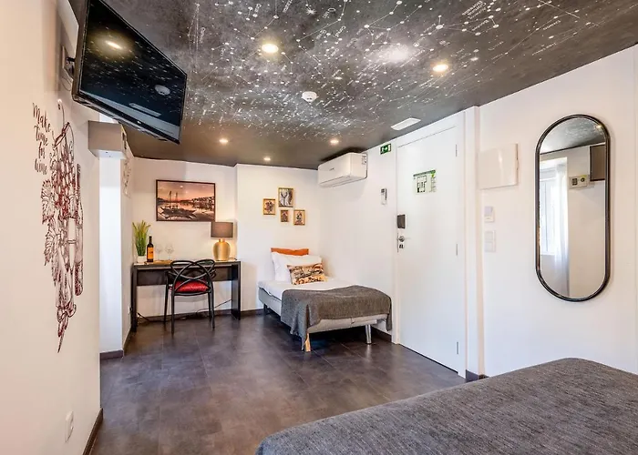 Wine House - & Couette-café