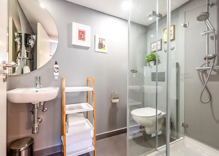 Couette-café Wine House - &