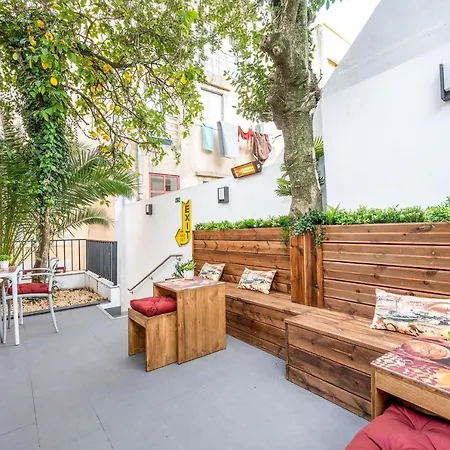 Wine House - & Couette-café Lisboa